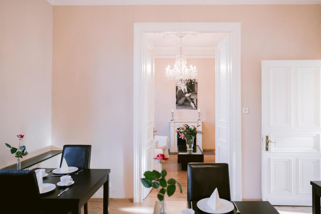 Boutique Hotel Villa Oberkassel Dusseldorf Ngoại thất bức ảnh