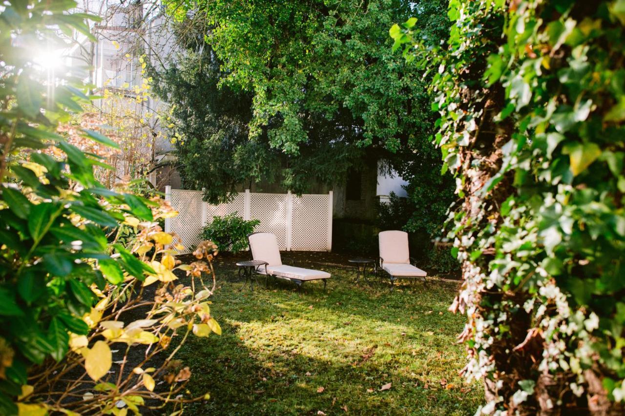 Boutique Hotel Villa Oberkassel Dusseldorf Ngoại thất bức ảnh