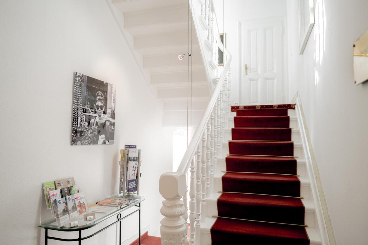Boutique Hotel Villa Oberkassel Dusseldorf Ngoại thất bức ảnh