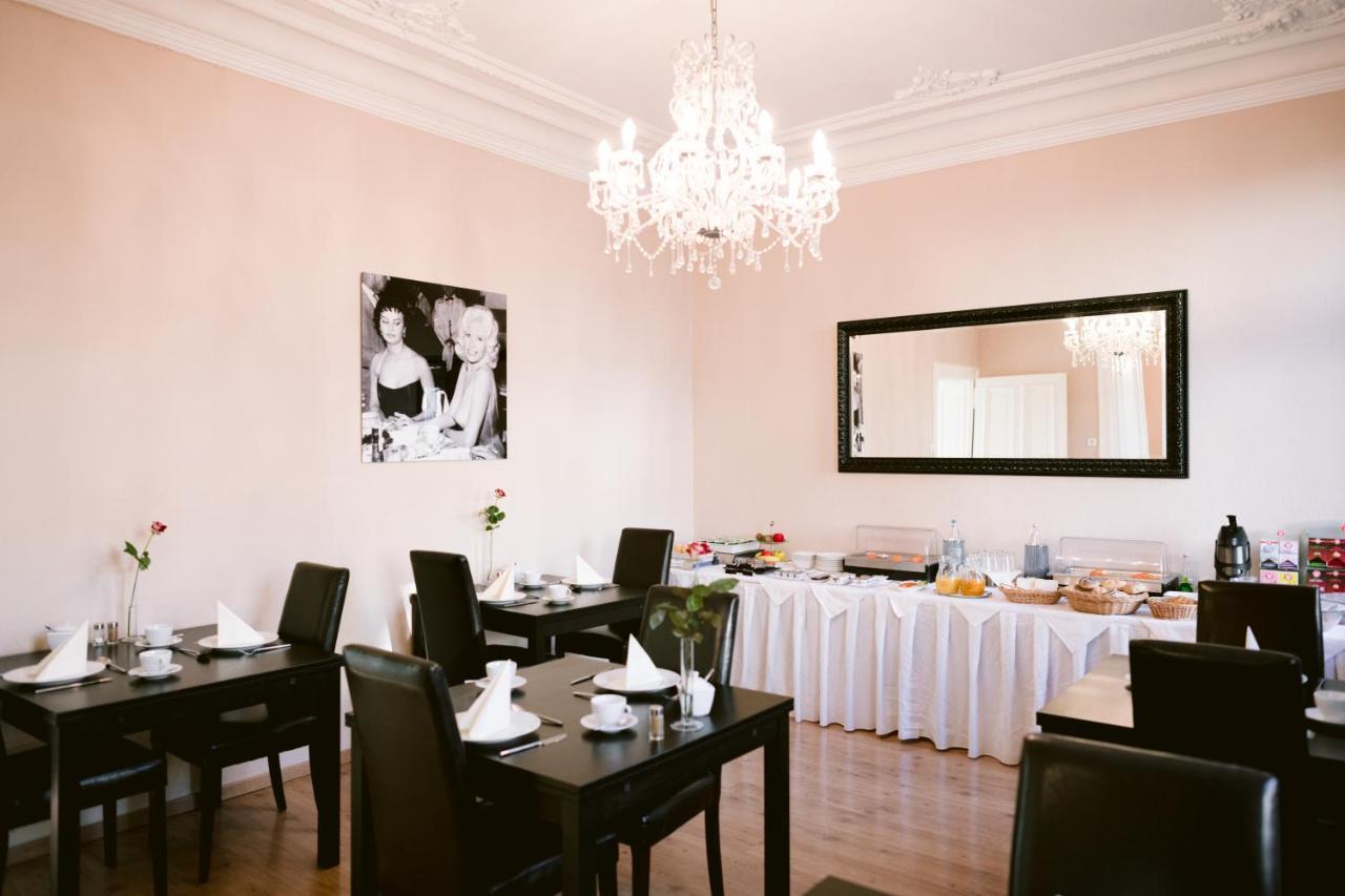 Boutique Hotel Villa Oberkassel Dusseldorf Ngoại thất bức ảnh