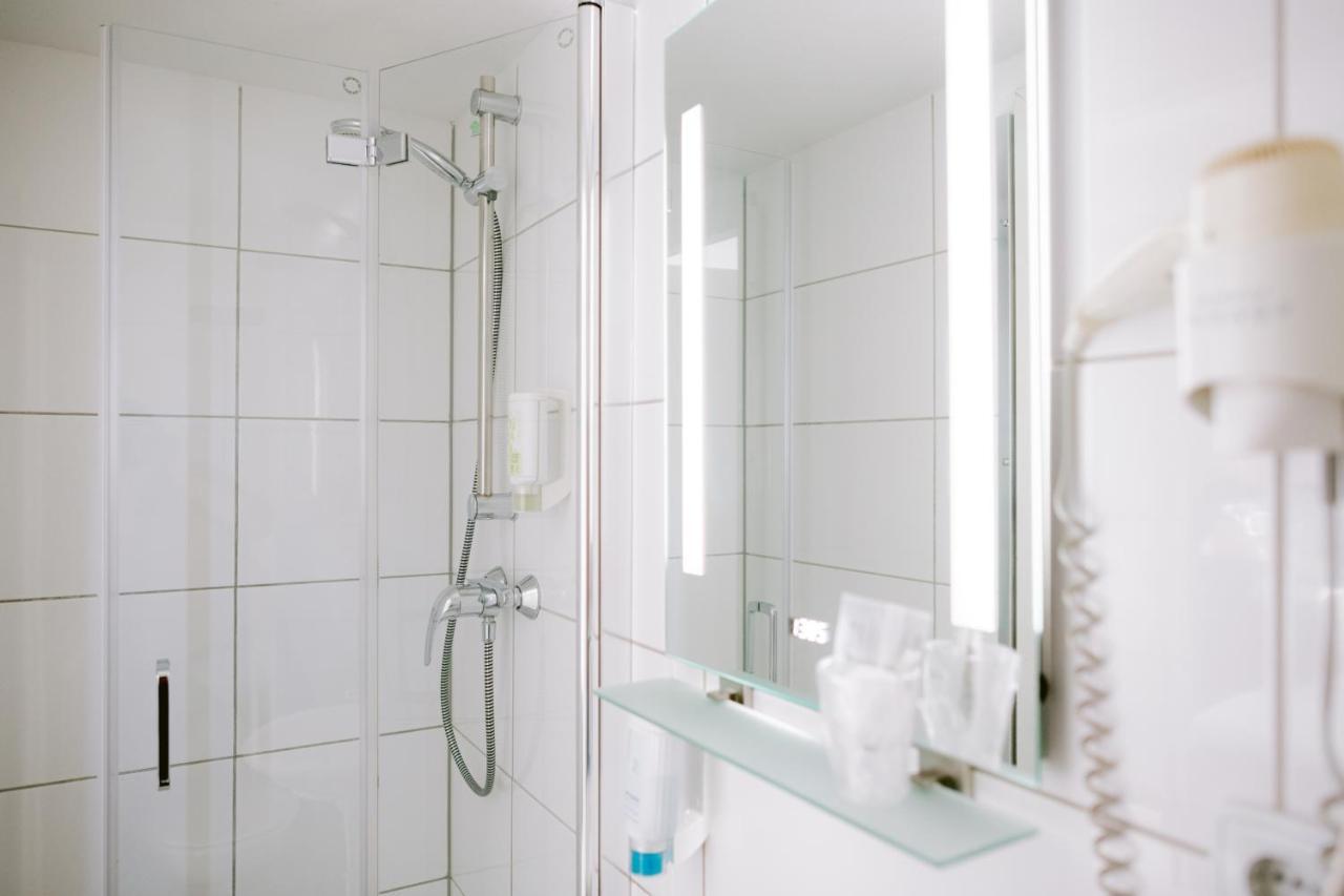 Boutique Hotel Villa Oberkassel Dusseldorf Ngoại thất bức ảnh