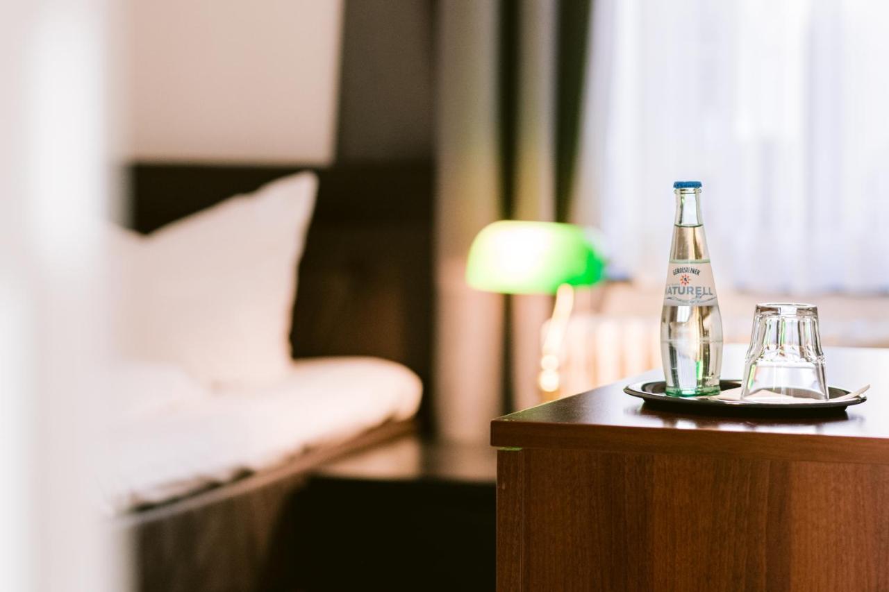 Boutique Hotel Villa Oberkassel Dusseldorf Ngoại thất bức ảnh